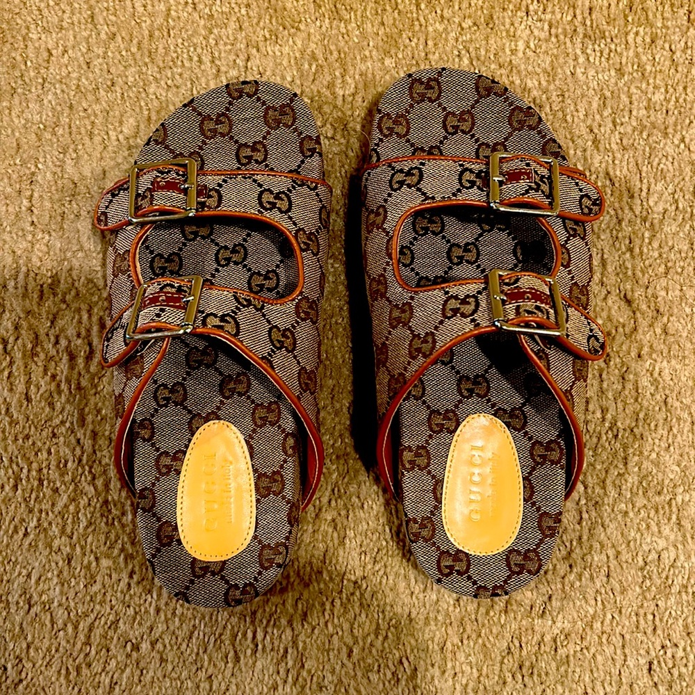 GUCCI SANDALS